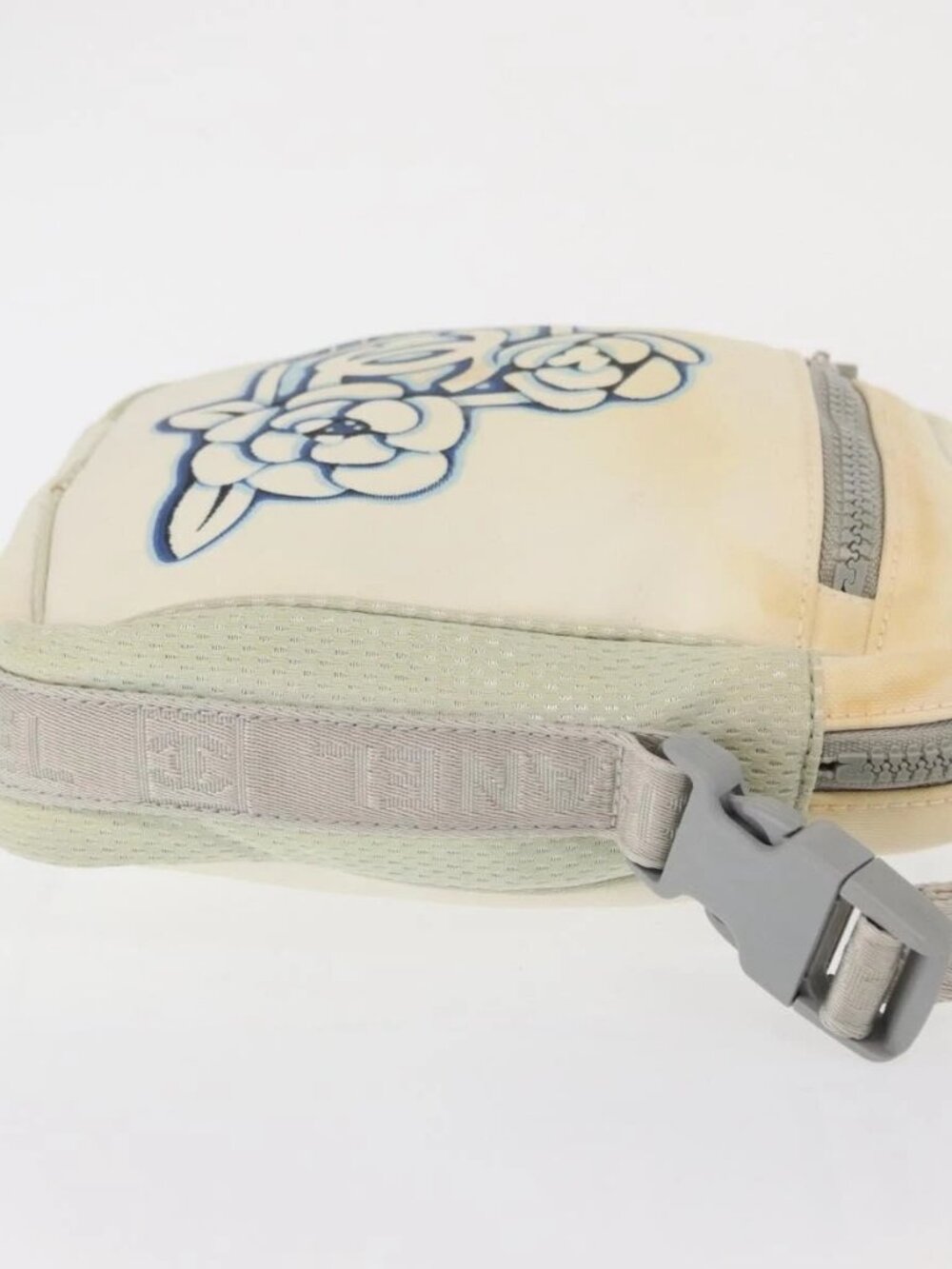 CHANEL Sports Line Shoulder Bag Nylon White Silver CC - Picture 5 of 16
